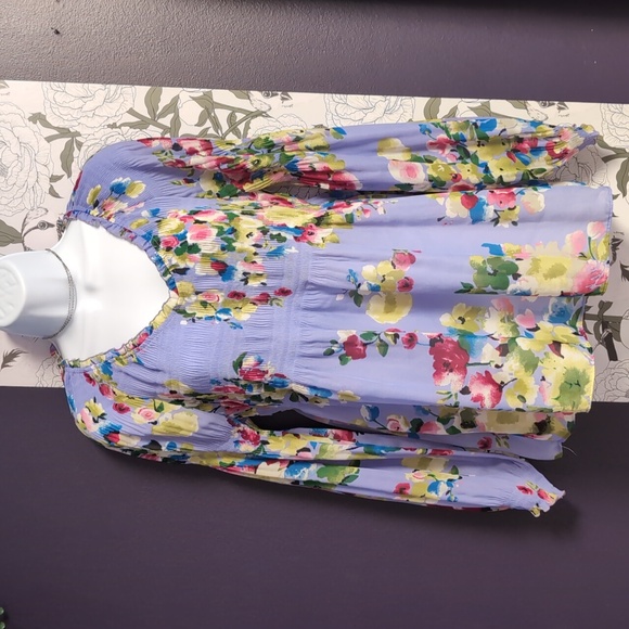 Valerie Stevens Floral Puff Sleeve Peasant Top - Picture 2 of 7